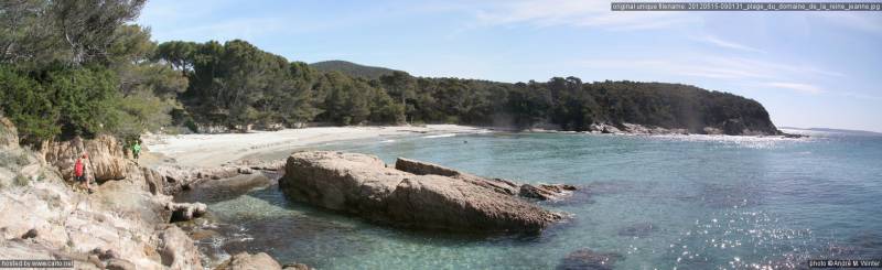 Location d'un bateau à moteur pour visiter Brégançon