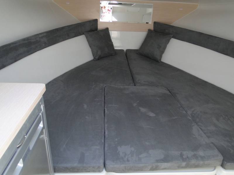 cabine bateau de location face a porquerolles