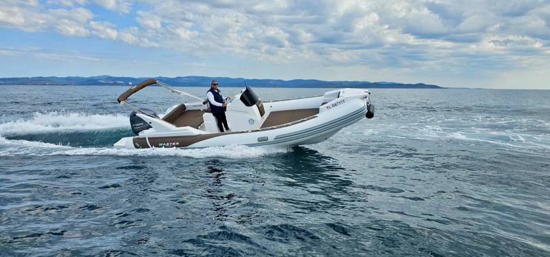 Master 699 gp à hyères