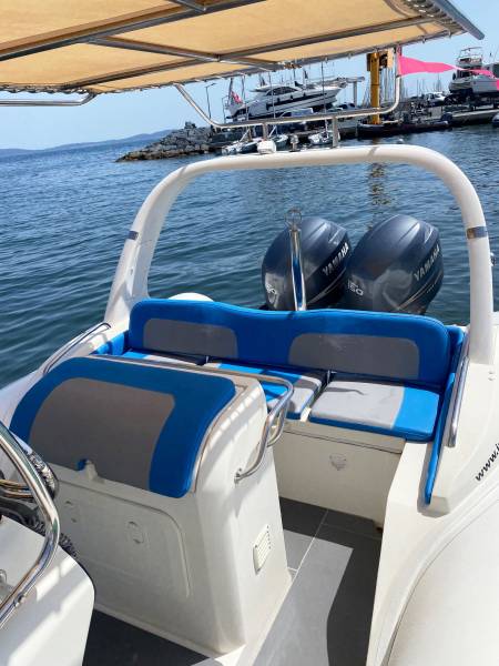 location de bateau a hyeres pour faire du wakeboard