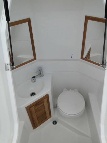 location a la journee hyeres avec wc